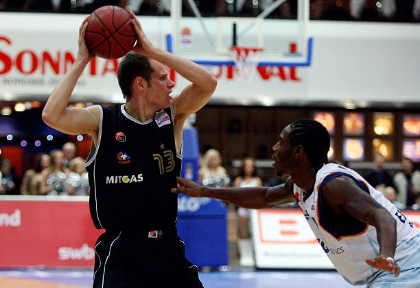 形成连锁反 形成连锁反