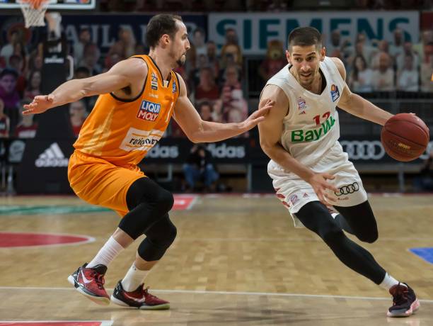 迟迟不松口 迟迟不松口