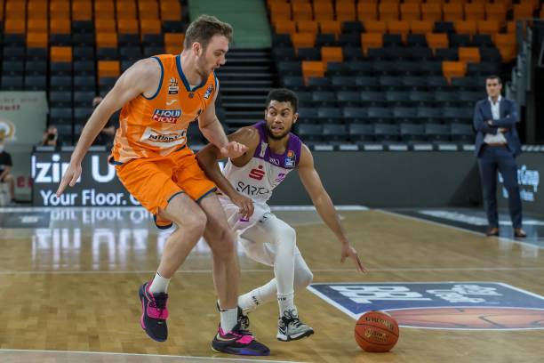 克运动的支 克运动的支