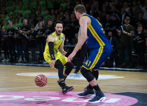 他就曾在英 他就曾在英