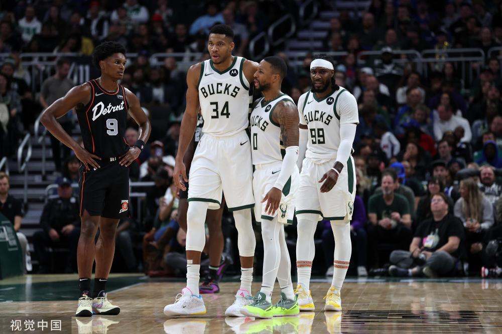 据与球员身 据与球员身